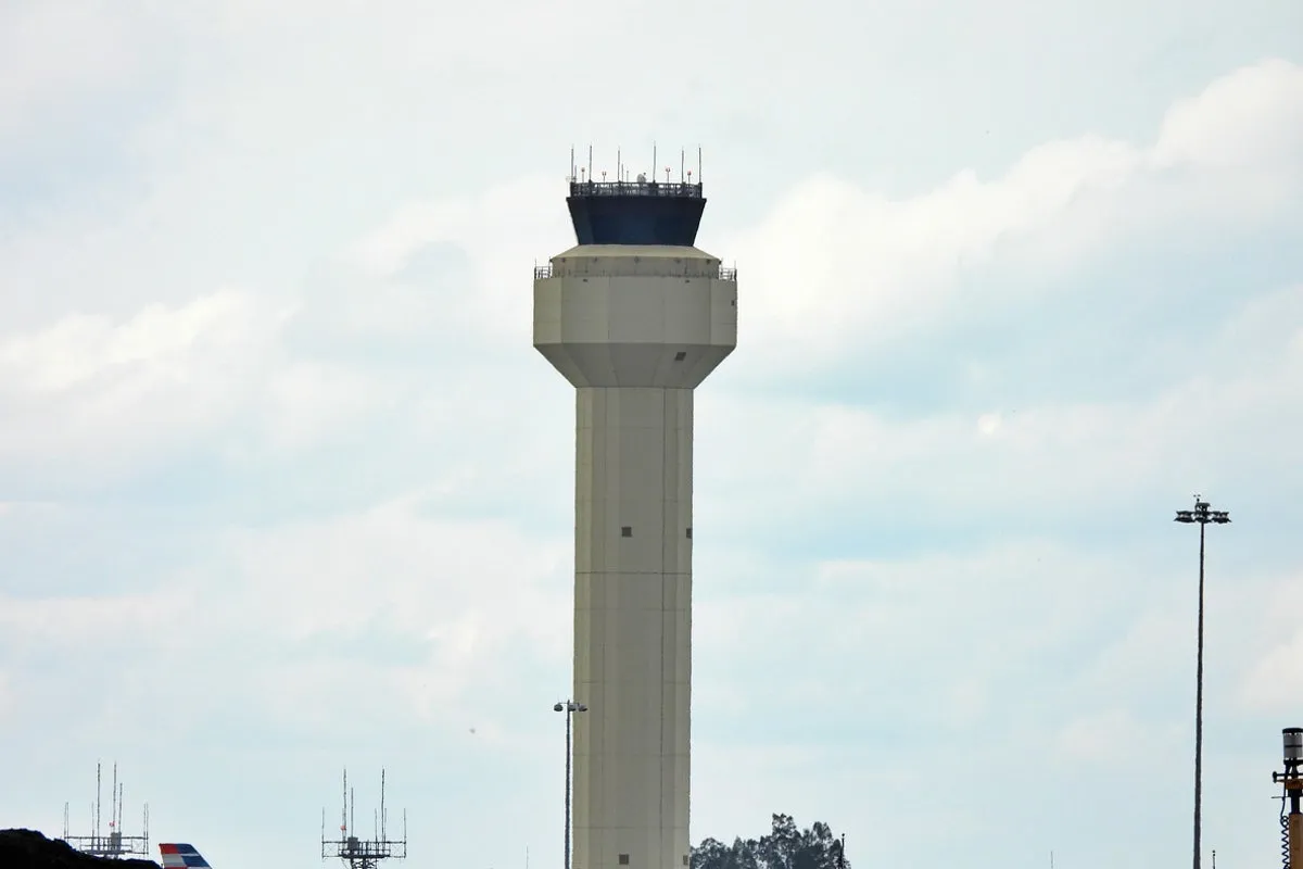 Private jet forced to land in Florida after hitting ‘multiple deer’ during takeoff